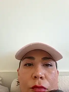 KatyPerra2 online show from April 11, 2026, 8:45 pm