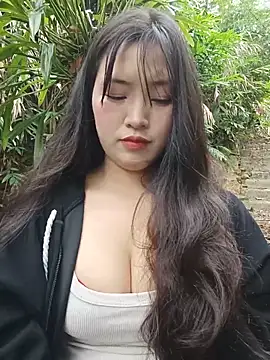 dimny sex online show from May 18, 2026, 6:07 am