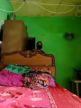 Snapshot of Suhani_cuty chatting on October 29, 2025, 8:35 am Suhani cuty online show from October 29, 2025, 8:35 am