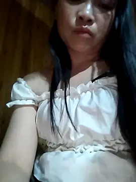 Snapshot of Tiyir597 chatting on February 24, 2026, 2:51 pm Tiyir597 online show from February 24, 2026, 2:51 pm