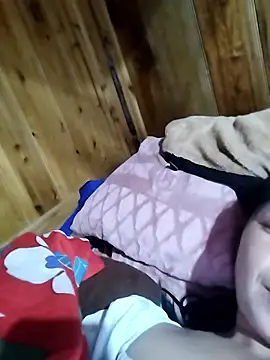 Snapshot of Tiyir597 chatting on January 12, 2026, 4:03 pm Tiyir597 online show from January 12, 2026, 4:03 pm