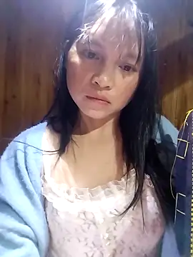 Snapshot of Tiyir597 chatting on February 23, 2026, 2:39 pm Tiyir597 online show from February 23, 2026, 2:39 pm