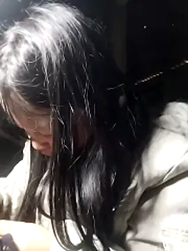 Snapshot of Tiyir597 chatting on February 3, 2026, 9:14 am Tiyir597 online show from February 3, 2026, 9:14 am