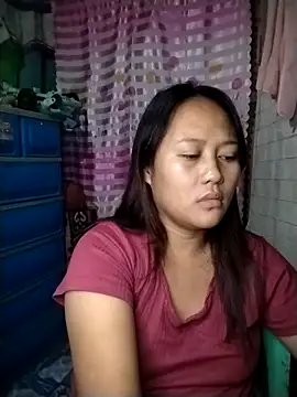 Snapshot of pretty_me092121 chatting on November 11, 2025, 4:35 pm pretty me092121 online show from November 11, 2025, 4:35 pm