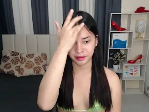 Snapshot of SeductiveAppleTS chatting on November 29, 2025, 10:04 am SeductiveAppleTS online show from November 29, 2025, 10:04 am