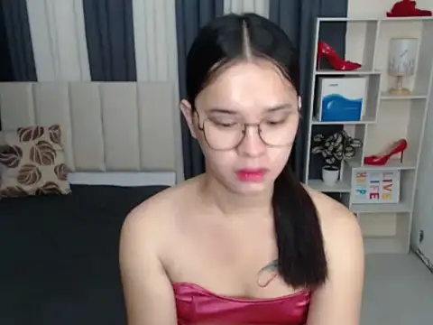 Snapshot of SeductiveAppleTS chatting on November 30, 2025, 12:22 am SeductiveAppleTS online show from November 30, 2025, 12:22 am