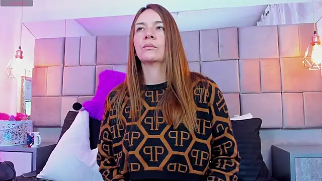 Snapshot of antoneella_jones chatting on December 2, 2025, 1:24 pm antoneella jones online show from December 2, 2025, 1:24 pm