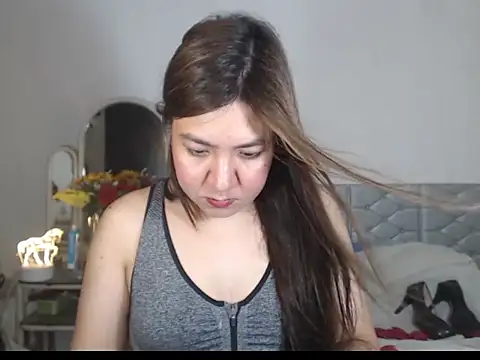 Snapshot of stellahugeX chatting on November 30, 2025, 9:10 am stellahugeX online show from November 30, 2025, 9:10 am