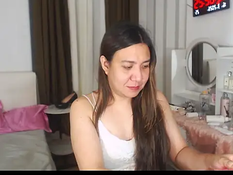 stellahugeX online show from March 15, 2026, 4:03 pm