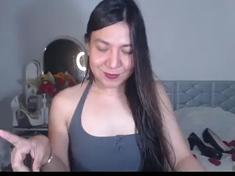 Snapshot of stellahugeX chatting on September 12, 2025, 6:18 pm stellahugeX online show from September 12, 2025, 6:18 pm