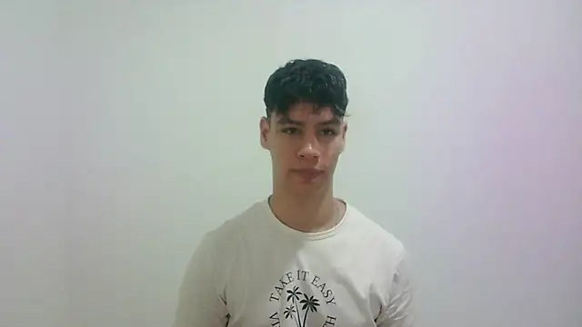 Snapshot of zeus_181 chatting on September 30, 2025, 12:05 am zeus 181 online show from September 30, 2025, 12:05 am