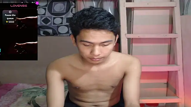 Snapshot of Demure_Asian143 chatting on November 10, 2025, 10:20 am Demure Asian143 online show from November 10, 2025, 10:20 am