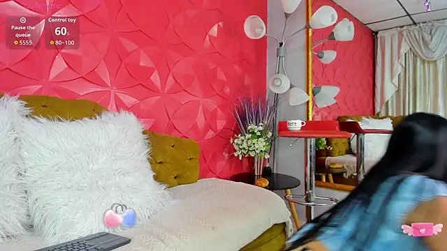 SailonTeen online show from March 27, 2026, 1:23 pm