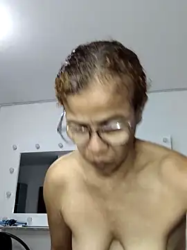 Merybeks online show from February 8, 2026, 10:57 am