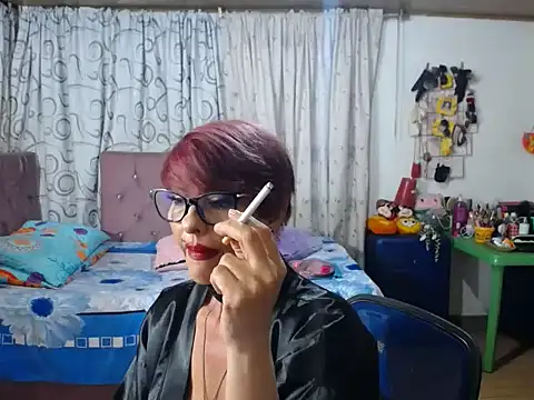 isabella-lips007 online show from May 3, 2026, 12:05 am