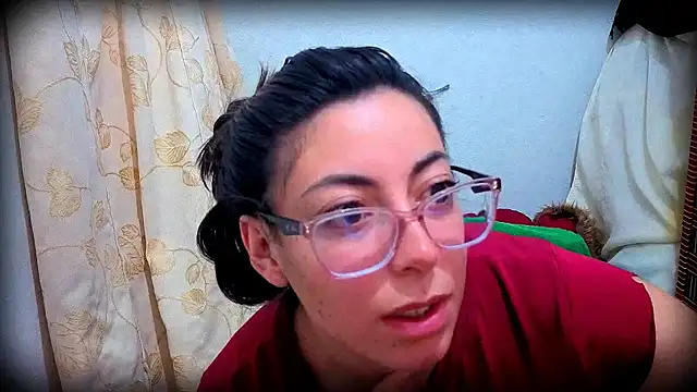 Snapshot of Miranda_sexlove_ chatting on November 27, 2025, 5:57 pm Miranda sexlove online show from November 27, 2025, 5:57 pm