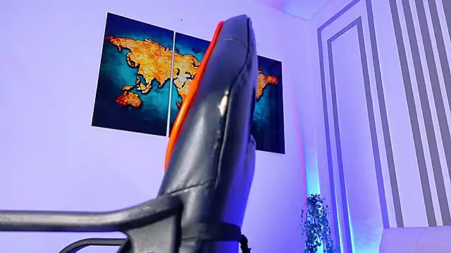 Snapshot of ALANNFERRER chatting on November 12, 2025, 10:08 am ALANNFERRER online show from November 12, 2025, 10:08 am