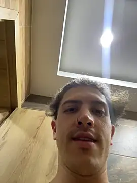 Snapshot of ALANNFERRER chatting on November 14, 2025, 12:47 am ALANNFERRER online show from November 14, 2025, 12:47 am