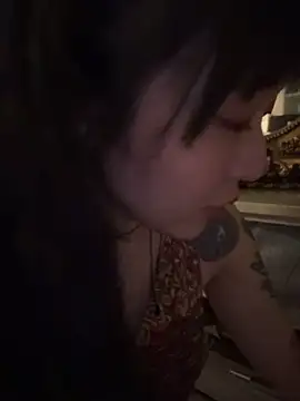 Etherealcat33 online show from April 16, 2026, 5:47 pm