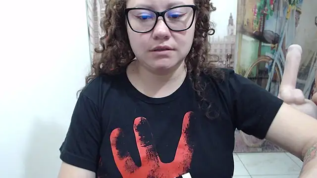 Snapshot of greeneyes_nurse chatting on December 17, 2025, 8:47 pm greeneyes nurse online show from December 17, 2025, 8:47 pm