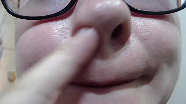 Snapshot of greeneyes_nurse chatting on February 10, 2026, 6:51 pm greeneyes nurse online show from February 10, 2026, 6:51 pm