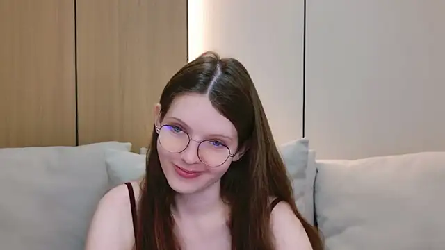 Gaby Essen online show from April 7, 2026, 9:16 pm