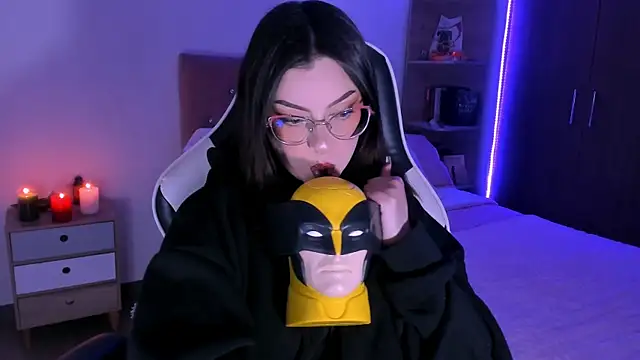 Snapshot of OphelianaRose33 chatting on November 28, 2025, 11:05 pm OphelianaRose33 online show from November 28, 2025, 11:05 pm