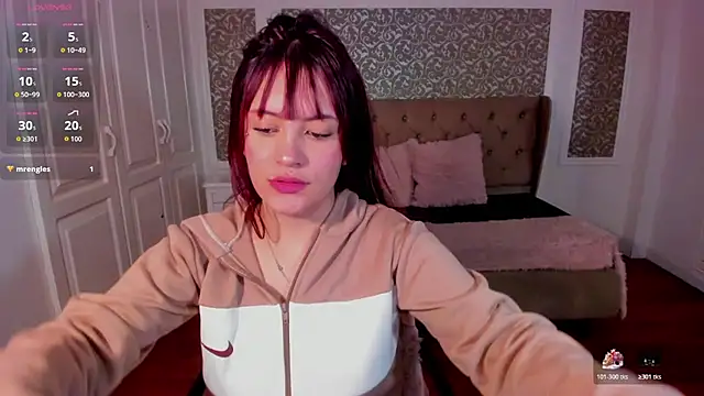 Snapshot of Jolie_price chatting on November 10, 2025, 1:21 am Jolie price online show from November 10, 2025, 1:21 am