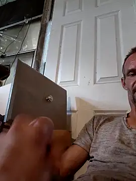 Hungwell1515 online show from September 12, 2025, 1:22 pm