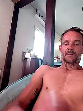 Hungwell1515 online show from March 3, 2026, 1:51 pm