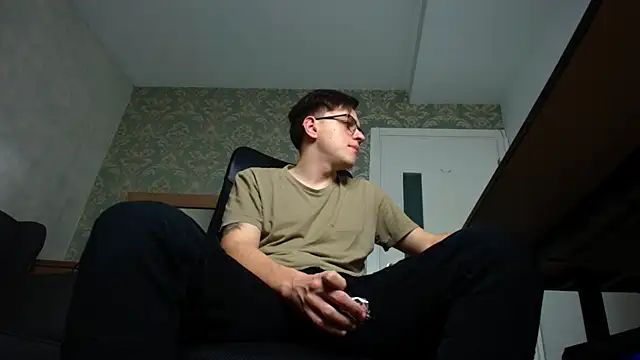 FelixStarkk online show from October 24, 2025, 4:22 am