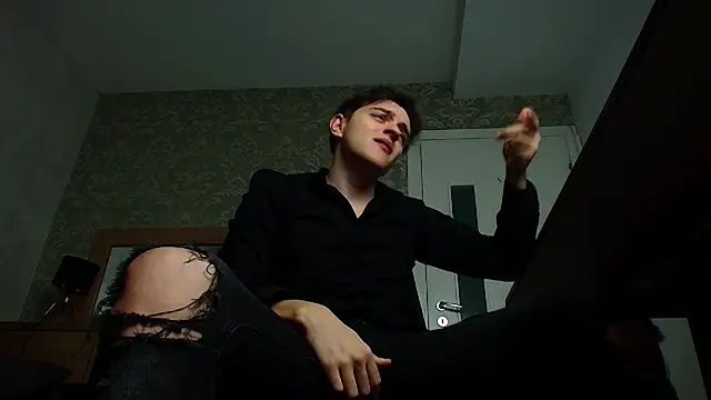 FelixStarkk online show from November 24, 2025, 5:07 am