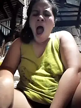 Snapshot of phoenix_1994 chatting on November 12, 2025, 7:40 pm phoenix 1994 online show from November 12, 2025, 7:40 pm