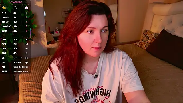Snapshot of love_me__tonight_ chatting on May 4, 2026, 3:54 am love me tonight online show from May 4, 2026, 3:54 am