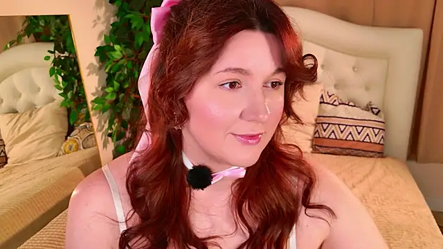 Snapshot of love_me__tonight_ chatting on May 10, 2026, 2:04 am love me tonight online show from May 10, 2026, 2:04 am