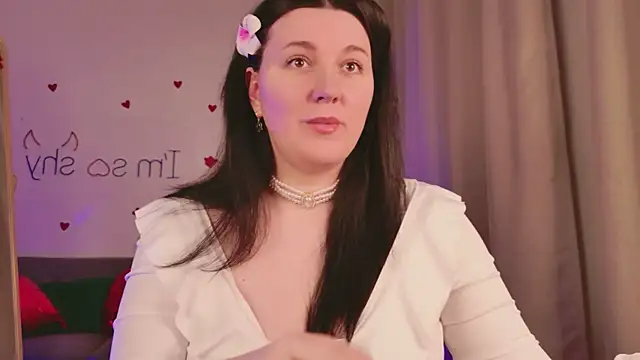 love me  tonight  online show from February 15, 2026, 11:25 pm