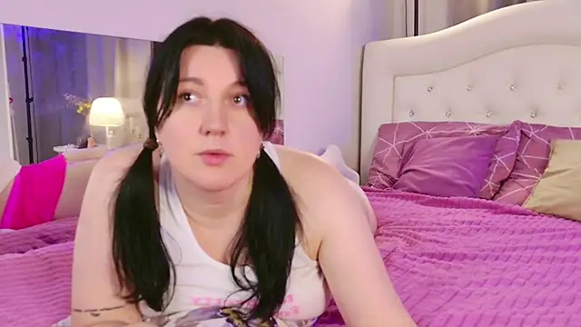 Snapshot of love_me__tonight_ chatting on November 5, 2025, 10:29 am love me tonight online show from November 5, 2025, 10:29 am