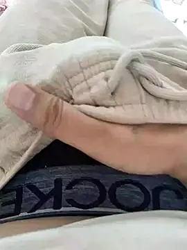 zorhotty online show from July 18, 2026, 5:16 am