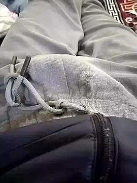 zorhotty online show from January 8, 2026, 11:27 am