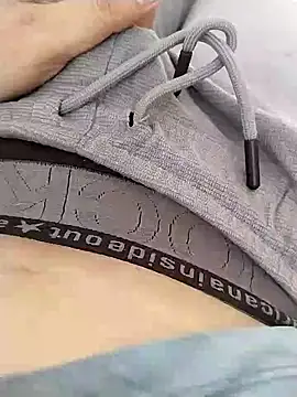 zorhotty online show from June 27, 2026, 9:37 am