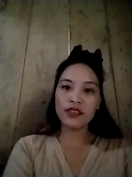 Maipm18 online show from October 20, 2025, 1:18 am