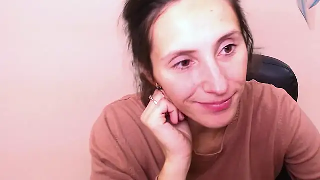 Snapshot of AlissaJersi chatting on October 1, 2025, 9:14 am AlissaJersi online show from October 1, 2025, 9:14 am