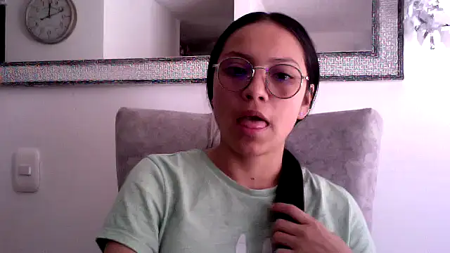 katalina07 1 online show from February 7, 2026, 4:48 pm