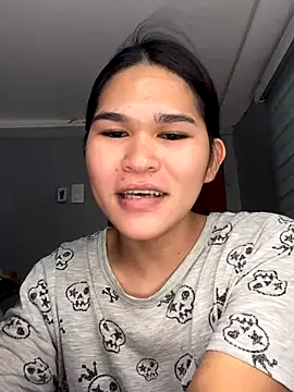 Snapshot of AlianaBlair chatting on November 28, 2025, 1:39 am AlianaBlair online show from November 28, 2025, 1:39 am