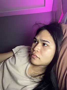 Snapshot of AlianaBlair chatting on November 9, 2025, 3:49 pm AlianaBlair online show from November 9, 2025, 3:49 pm