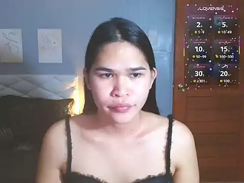 Snapshot of AlianaBlair chatting on November 26, 2025, 2:17 pm AlianaBlair online show from November 26, 2025, 2:17 pm