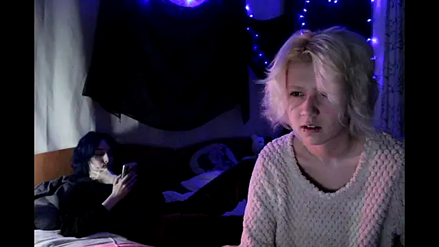 Snapshot of Avny_Loki chatting on October 10, 2025, 2:45 am Avny Loki online show from October 10, 2025, 2:45 am