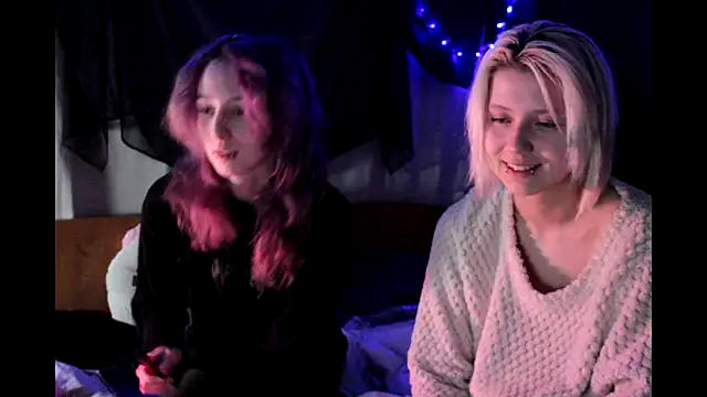 Snapshot of Avny_Loki chatting on October 6, 2025, 2:02 am Avny Loki online show from October 6, 2025, 2:02 am