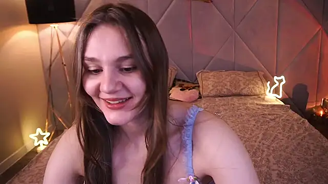 Snapshot of DiamondGoldie chatting on January 31, 2026, 8:29 pm DiamondGoldie online show from January 31, 2026, 8:29 pm