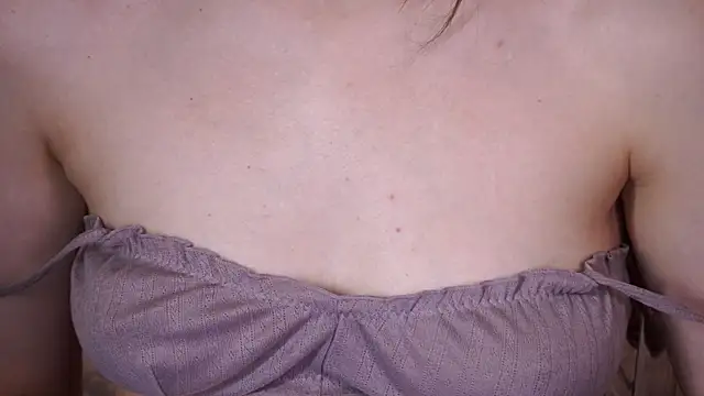 Snapshot of DiamondGoldie chatting on January 10, 2026, 1:50 pm DiamondGoldie online show from January 10, 2026, 1:50 pm